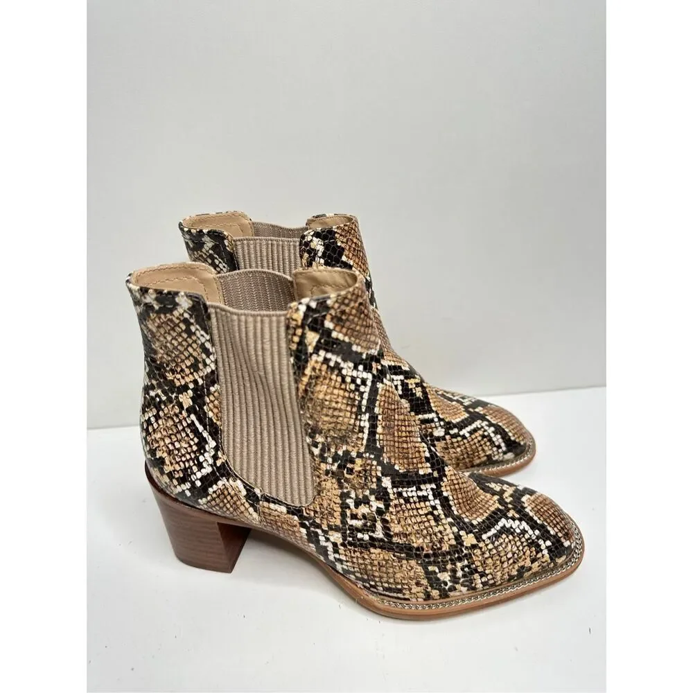 Vince‎ Camuto Boots Size 6 Leather Animal Print Almond Toe Ankle Booties